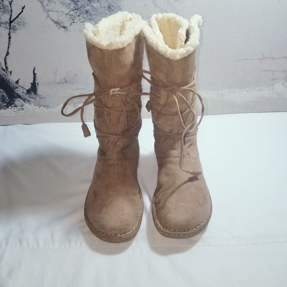 Airwalk Sherpa Lace Wrap Faux Suede Boots Women Sz 9 - Picture 2 of 7